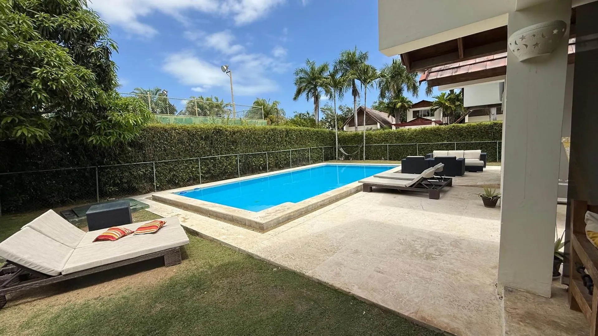Centrally Exterior Villa Accessible & Pet Friendly Punta Cana