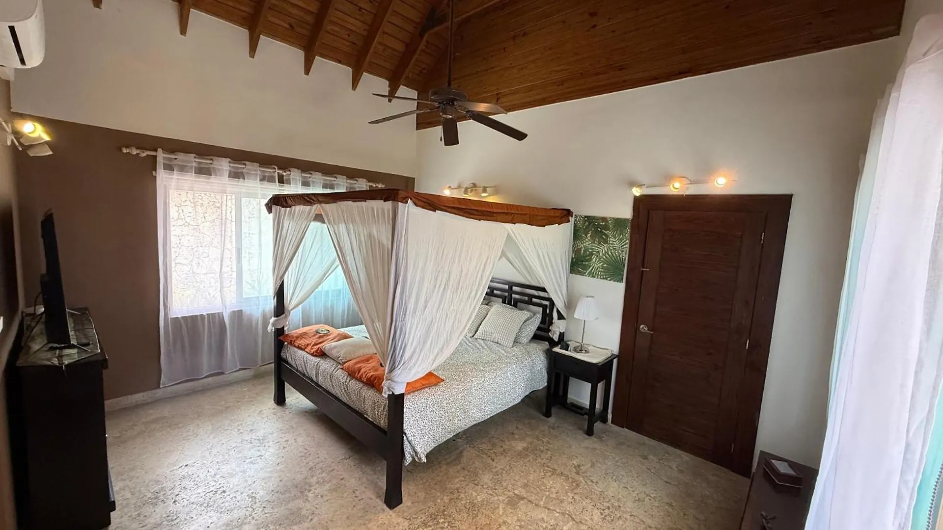 Centrally Exterior Villa Accessible & Pet Friendly Punta Cana Repubblica Dominicana