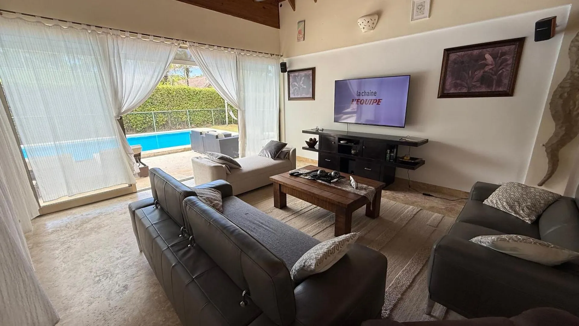 Centrally Exterior Villa Accessible & Pet Friendly Punta Cana Dominican Republic